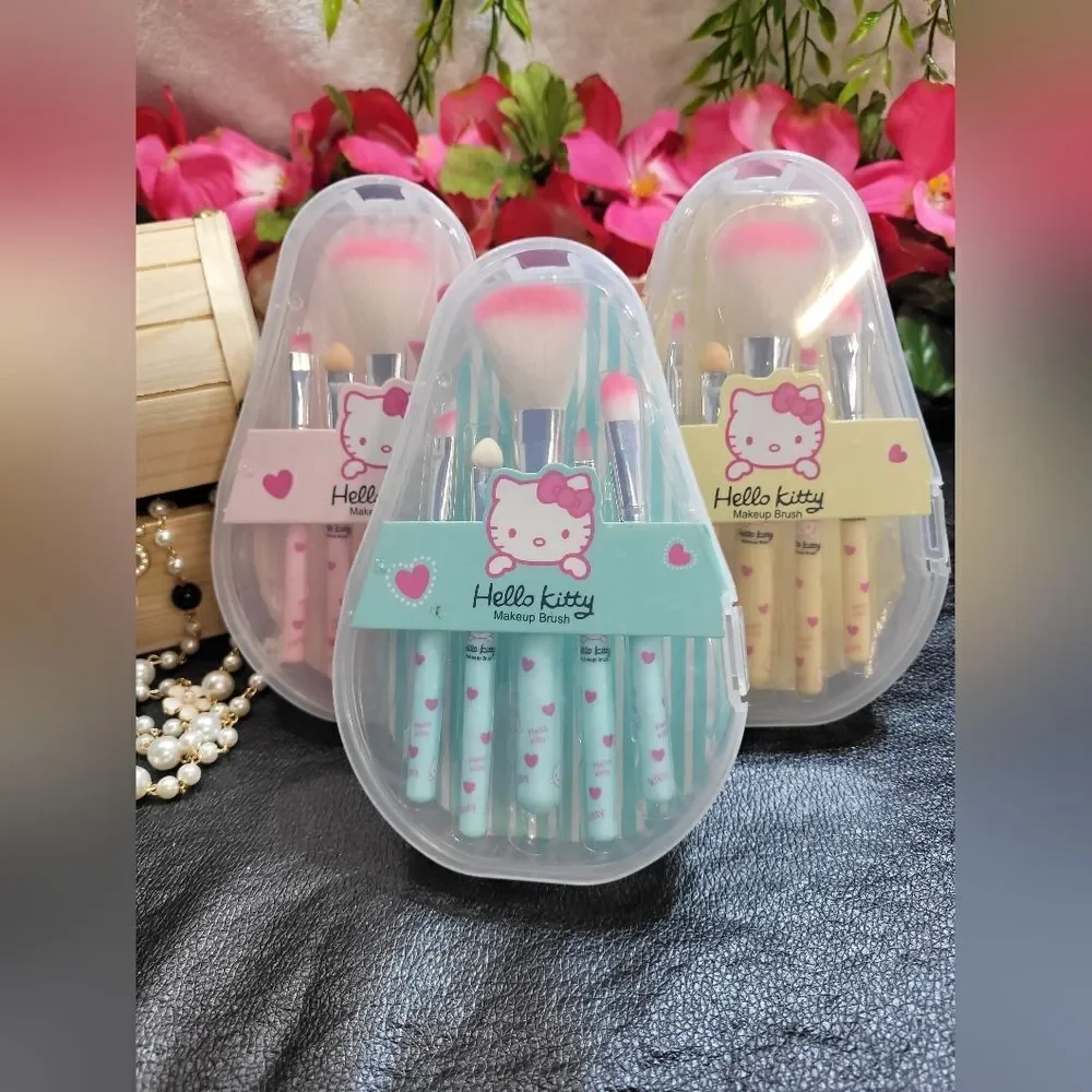 NEW HELLO KITTY MAKEUP BRUSH 5PC SET